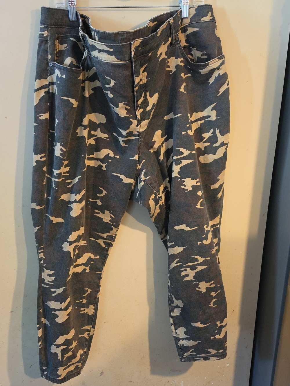 Kut From The Kloth  Camouflage  Pants - Cream Brown